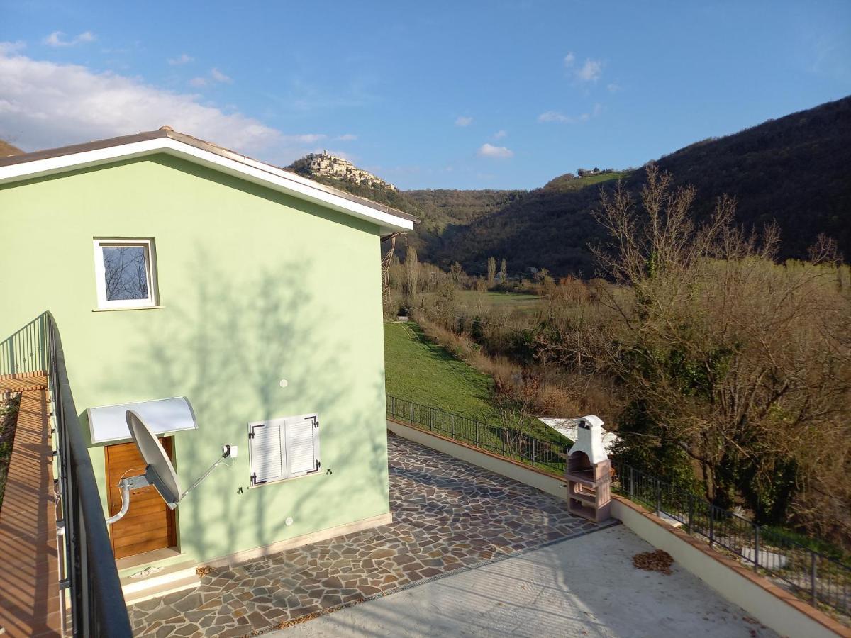 فيلا Casaletto Santo Spirito Labro المظهر الخارجي الصورة