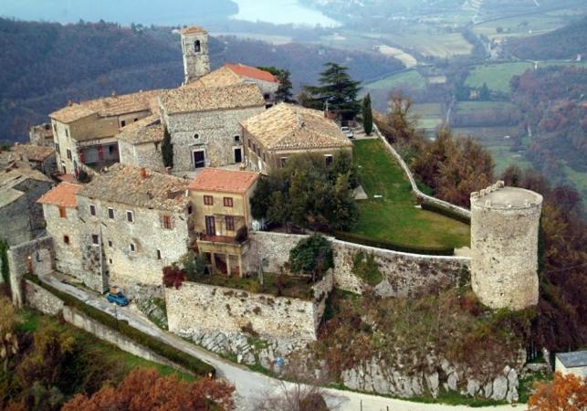 فيلا Casaletto Santo Spirito Labro المظهر الخارجي الصورة