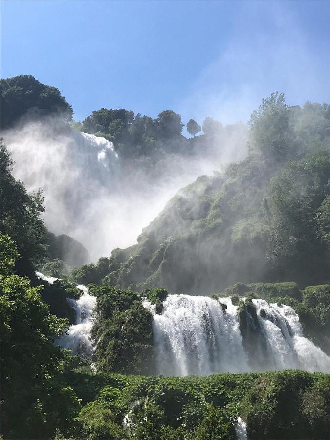 فيلا Casaletto Santo Spirito Labro المظهر الخارجي الصورة